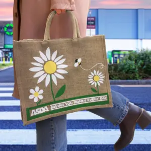 GoJute have been proudly supplying jute shopping bags to retailers all over the world for almost two decades, doing our bit to reduce single use plastics in the retail sector.